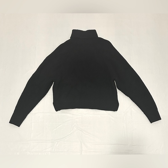 Pink Sweater bundle - Picture 3 of 9